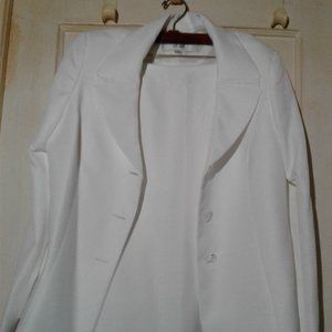 Women's two-piece suit